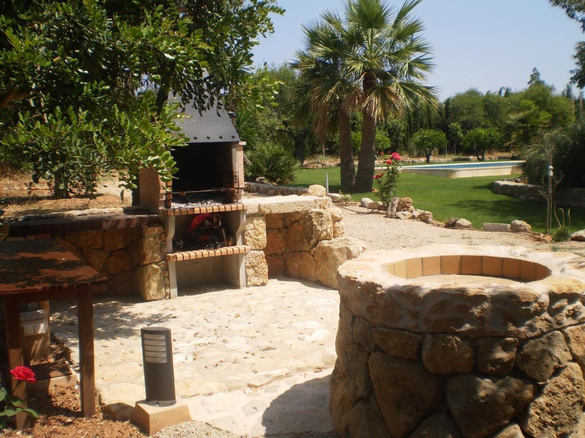 Villa Son Jordi Nou, Beautiful Near Alaro Big Swimming Pool, Bbq Mountain Views 12people