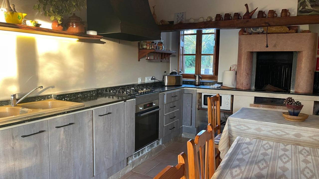 Son Jordi Nou, Beautiful Near Alaro Big Swimming Pool, Bbq Mountain Views 12people Villa Consell
